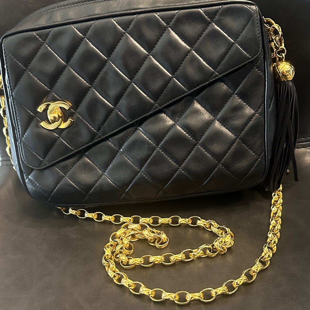 CHANEL Authentic Black Quilted Crossbody Bag with Gold Chain